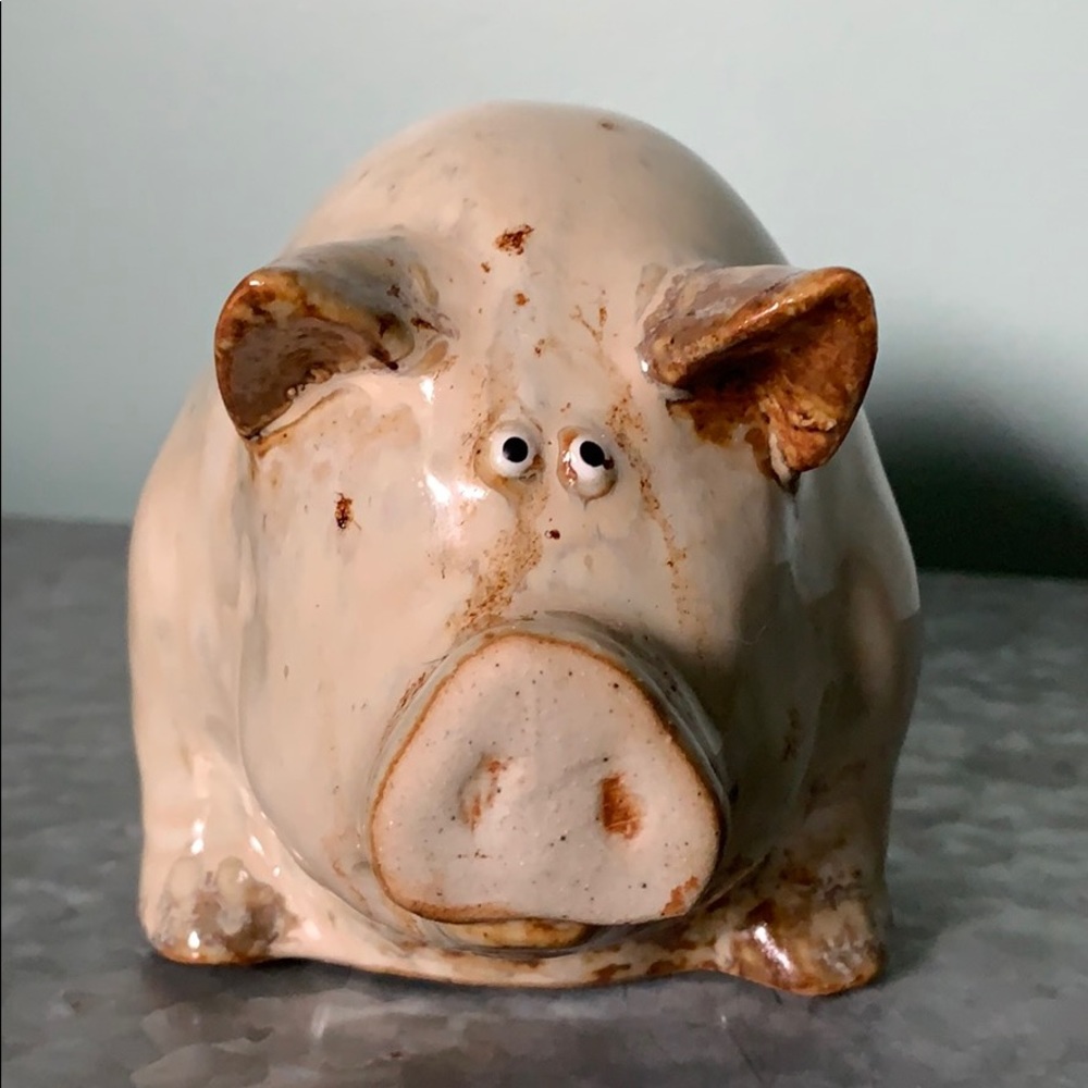 Ceramic farmhouse pig Decor